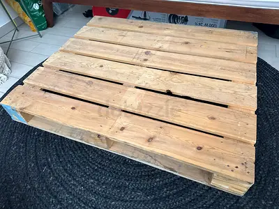 Wood pallet
