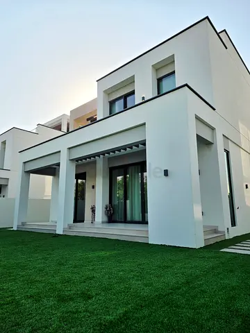 Fully Furnished 4BR | Custom Feature Wall | Landscape done