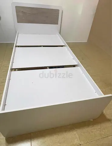 Single white  bed base 90x200 new