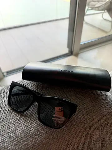 Sunglasses Saint Laurent original