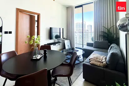 HighFloor APT With Stunning Views Near Metro