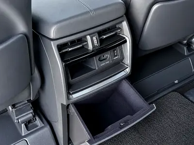 2024 Toyota ALPHARD 照片 13