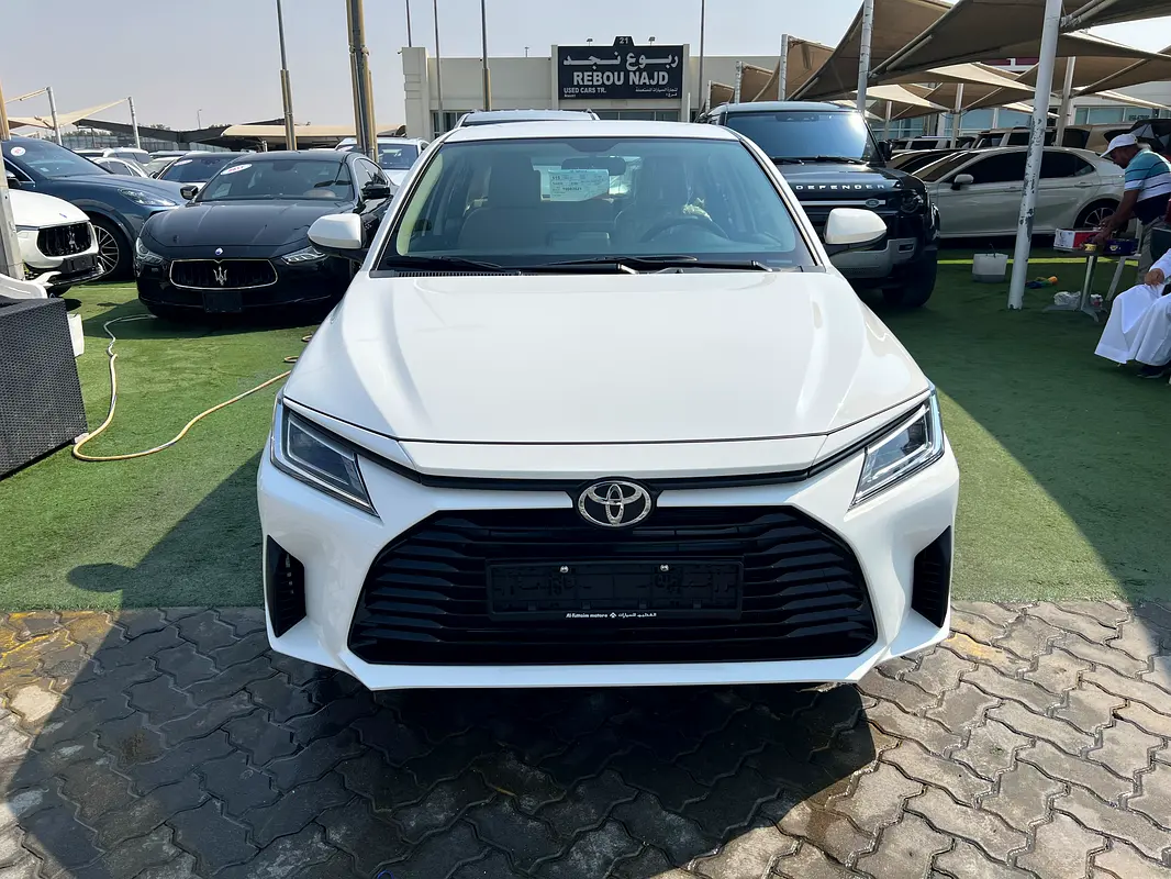 Toyota Yaris 2026 — photo 1 of 16