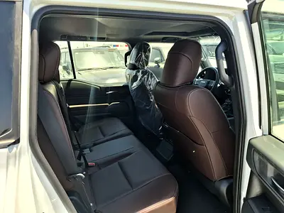2025 Toyota PRADO 照片 15