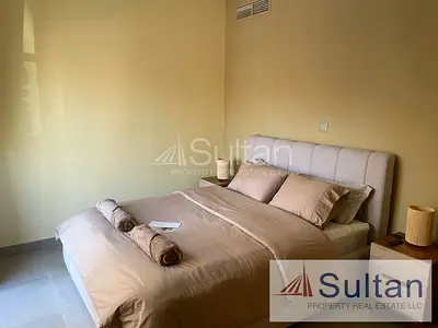 Stylish townhouse / modern living. Don't miss out!