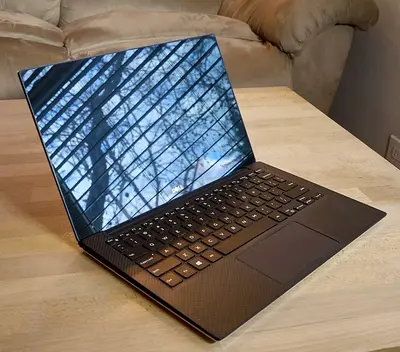Dell XPS 13 (4k Touch) Core i7/8gb/256gb