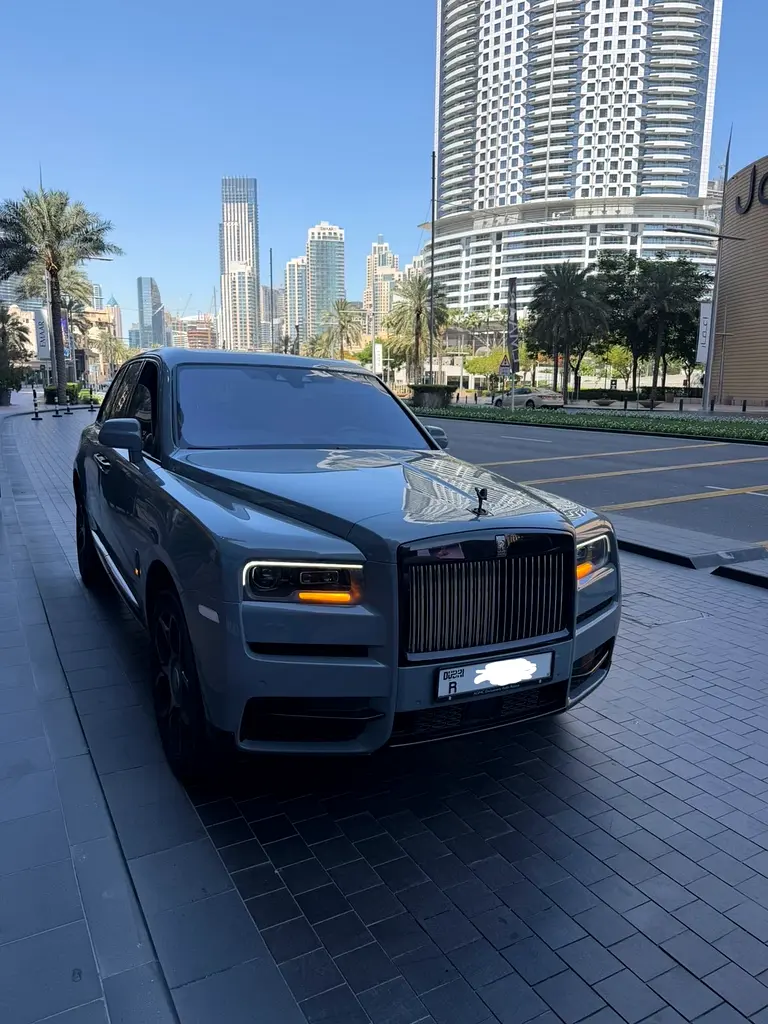 Rolls-Royce Cullinan 2021 — photo 1 of 8