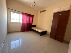 Big spacious private room with wide windows