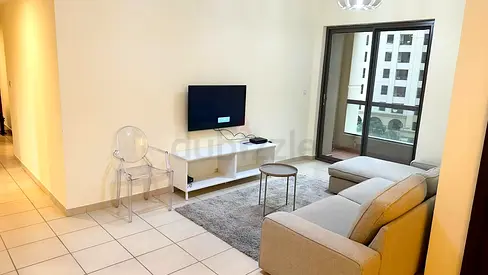 Available from July 1 ! Masters Room in JBR