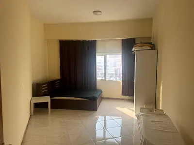 Room for single executive bachelor Male/Female/ Couple