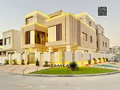 Two floors and a roof with elevator and swimming pool. Freehold ownership for all nationalities. Pri