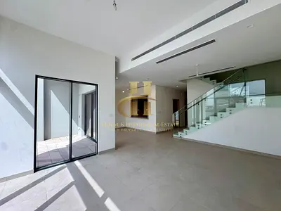 Prime location | Spacious | Luxury living | Ready to move