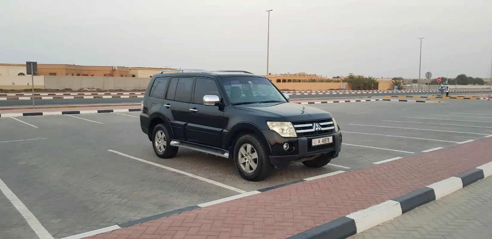 Mitsubishi Pajero 2008 — photo 1 of 7