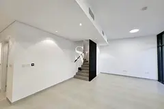 Vacant | Spacious 4 Bd | Forest-Living