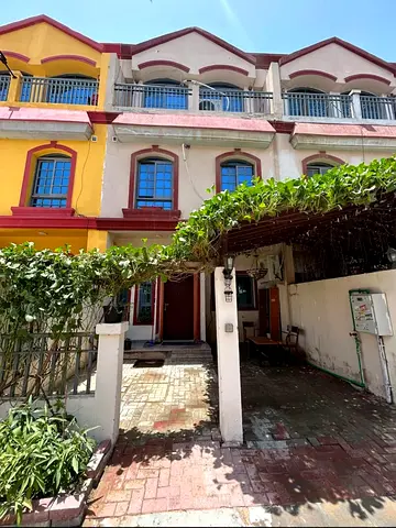 Annual furnished townhouse villa for rent in Ajman, consisting of 2 bedrooms and a living room. 🏡