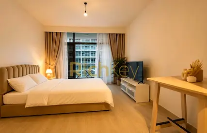 Fully Furnished | Low Floor | Vacant and Ready