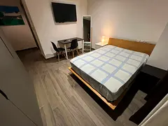 Master room with attached bath near emirates towers metro