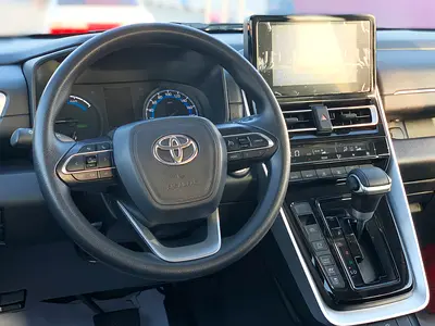 Toyota Innova SE
