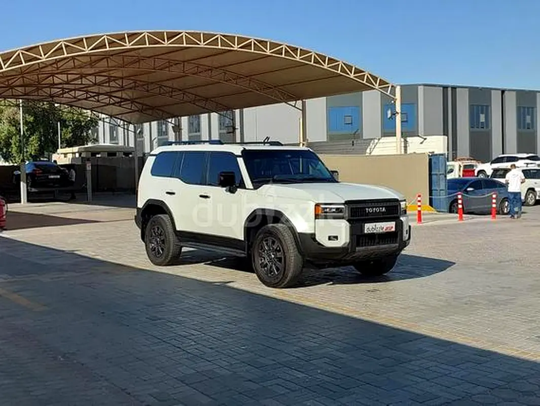 Toyota Prado 2026 — photo 1 of 15
