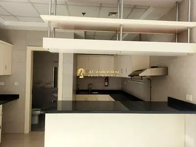 شقة بغرفة نوم واحدة | أوركيديا ريزيدنس JVC | الوصول إلى الشرفة والمسبح | تصميم غير مفروش