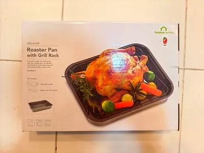 Roaster Pan with Grill Rack (New in Box)