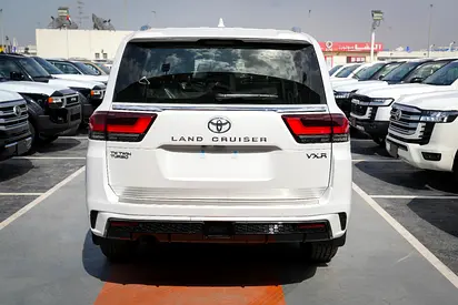 2026 Toyota LAND CRUISER — миниатюра 5