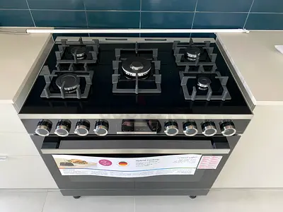 Bosch 90x60 series 8 full gass cooker black  glass finish  FREE Delivery