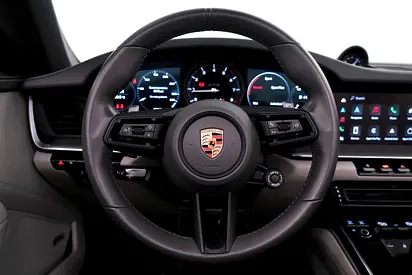 صورة 9 لـ 2023 Porsche 911