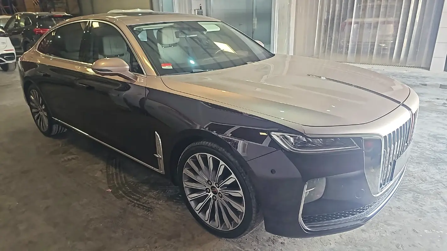 Hongqi H9 2023 — photo 1 of 4