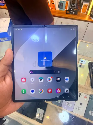 Samsung Galaxy Z Fold phone - Foldable Display (Used)