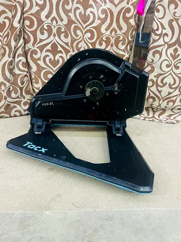 Tacx neo 2T indoor trainer