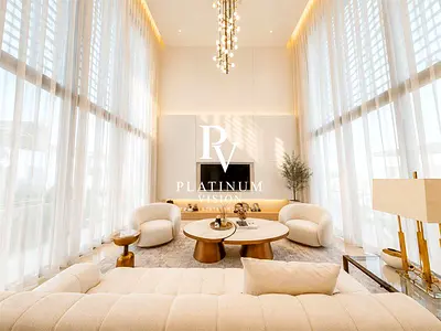 HIGH CEILING! Semi-Corner | Very Close to the Park | Paid 60%