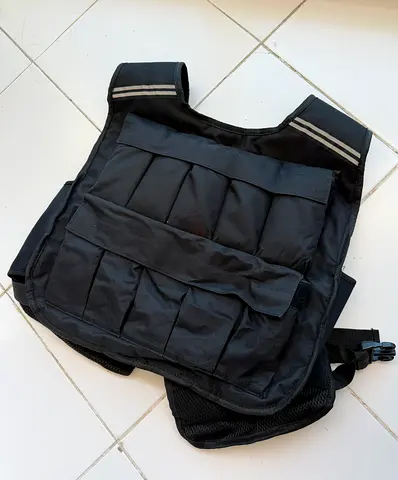 Adjustable Weighted Fitness Vest 20kg - Black (Used)