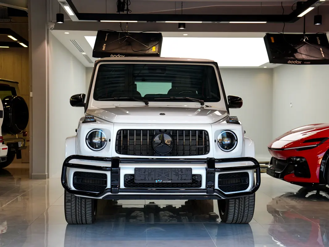 Mercedes-Benz G-Class 2024 — photo 1 of 11
