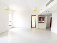 Vacant | Large Layout | Partial Sea Views