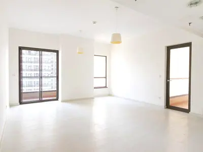Vacant | Large Layout | Partial Sea Views