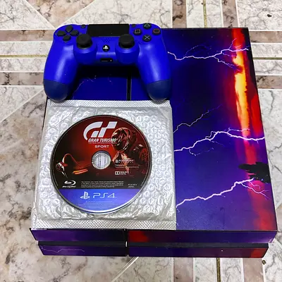PS4 500gb 1 controller 1 cd game only 490 Sharjah version 13:04