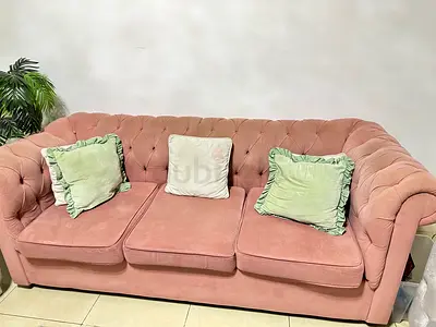 Pink Velvet 3-Seater Chesterfield Sofa