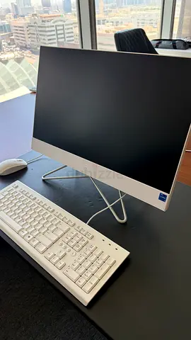 HP All-in-One 24 Desktop i5 11th Gen / 8GB / 512GB SSD – Like New