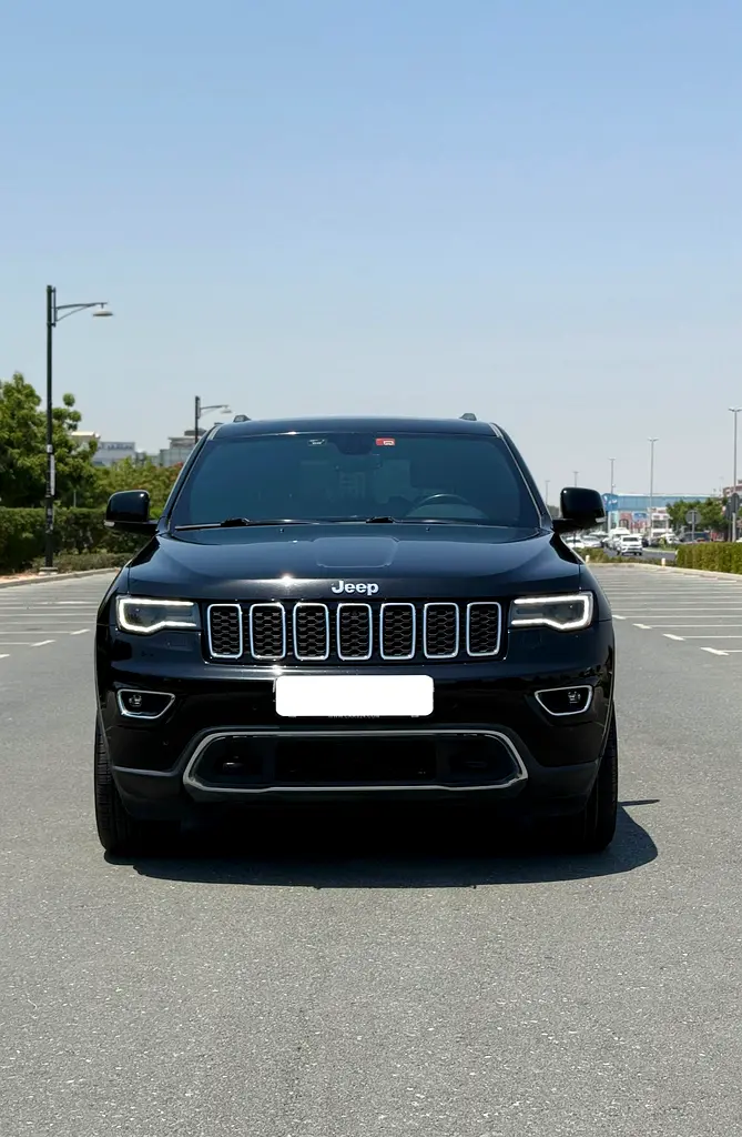 Jeep Grand Cherokee 2019 — photo 1 of 10