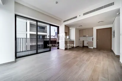 High Floor | Stunning | Lagoon and Canal View