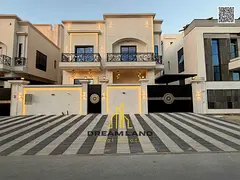 Villa for sale in a convenient location, 611 units included, air conditioning - very spacious interi