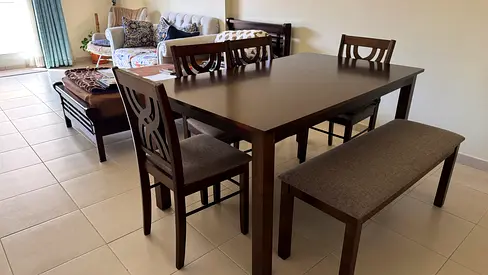 Dining Table and chairs for sale - Home center