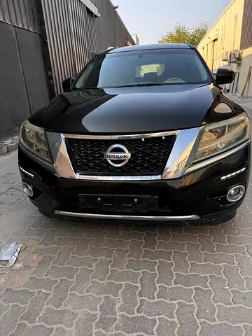 Nissan Pathfinder SL 2015 GCC Specs - Excellent Condition
