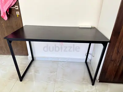 Computer /office/study desk table