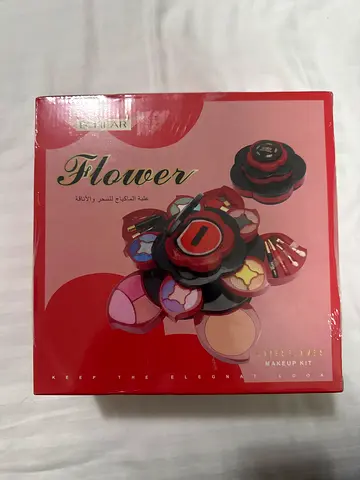 Flower makeup kit - unopened set