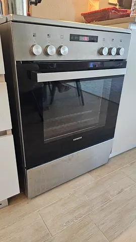 Cooker