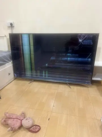 Screen damaged 65inch TCL
