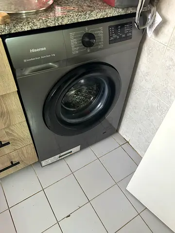 Hisense Front Load Washing Machine - Good Condition only 10 months old receipt available from Noon