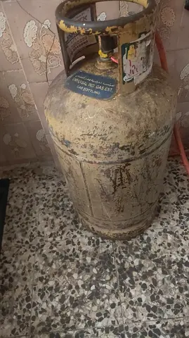 Gas cylinder
